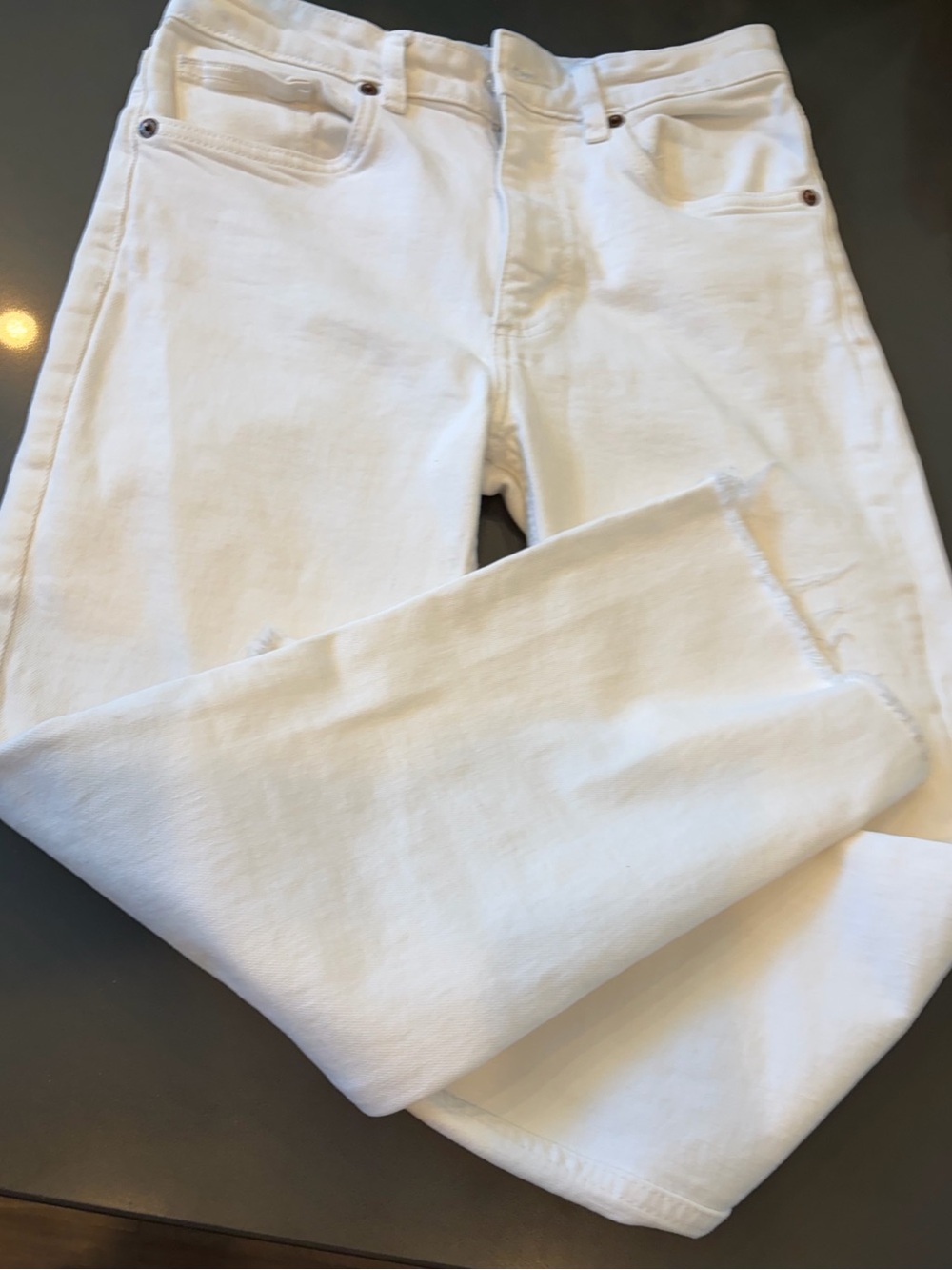 Zara White Ankle Crop Jeans